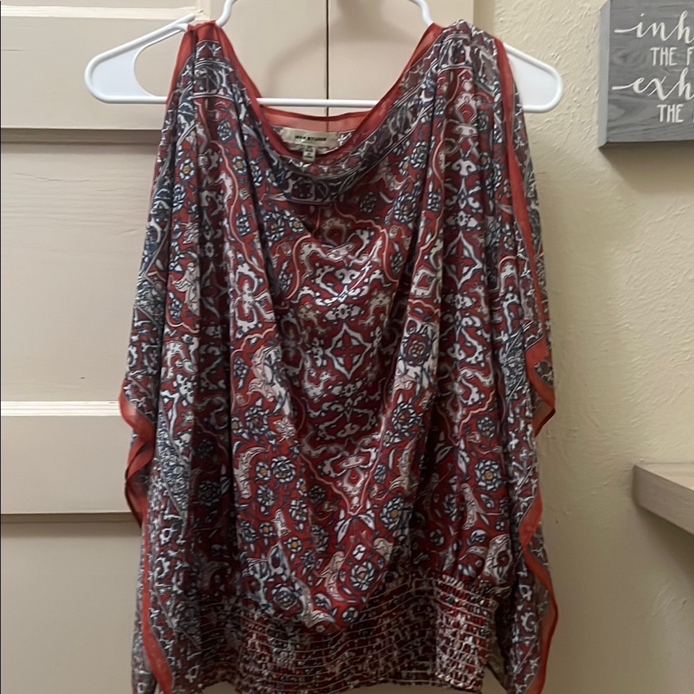 Max Studio Red and Black Patterned Blouse